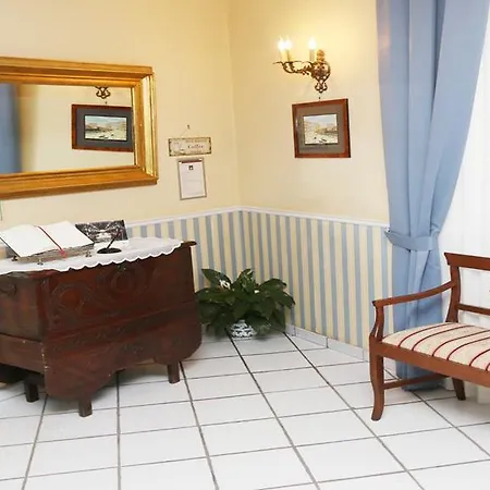 Гостевой дом Santa Lucia 50