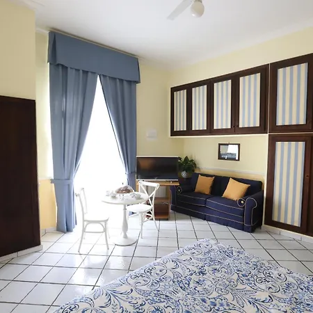Guest house Santa Lucia 50 Naples