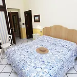 Santa Lucia 50 Гостевой дом 4*