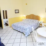 Гостевой дом Santa Lucia 50