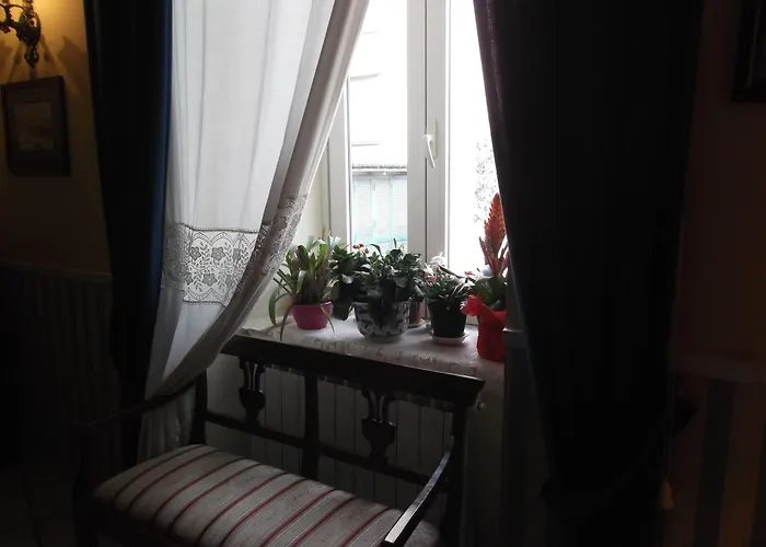 Santa Lucia 50 Πανσιόν